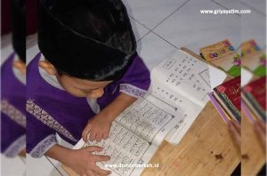 Semangat Belajar Iqro Anak Asuh Suryo