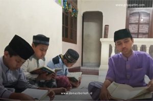 Kebersamaan Dalam Menghafal Al-Qur'an Anak Asuh Kemanggisan