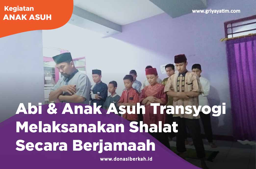 Abi & Anak asuh Transyogi Melaksanakan Shalat Secara Berjamaah