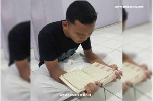 Anak Asuh Cisalak Murojaah Hafalan Mereka