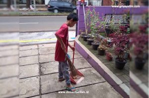 Melatih Kemandirian, Asrama BSD 3 Adakan Bersih-Bersih Asrama