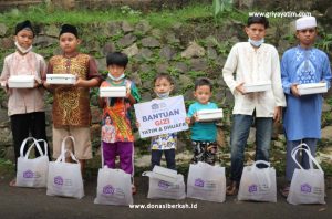 Bantu Perlengkapan Ibadah Dan Gizi Untuk Anak Yatim & Dhuafa